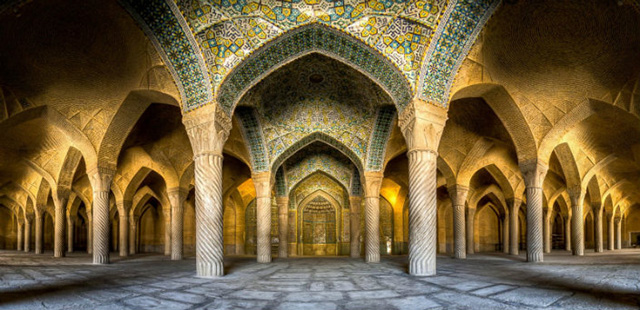 Rich and Powerful Iranian Mosques 6  Rich and Powerful Iranian Mosques Rich and Powerful Iranian Mosques 6