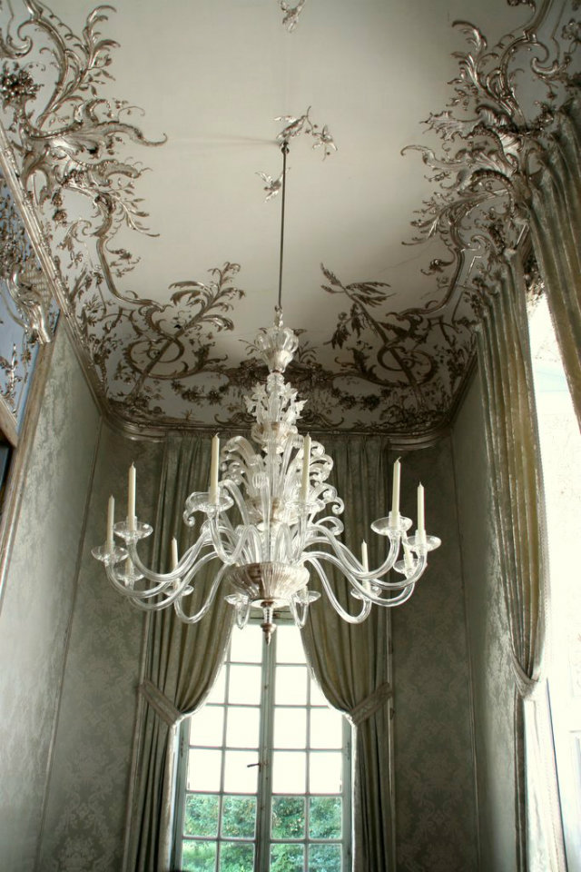 Look Up To The Ceiling  Ideas: Look Up To The Ceiling Amazing Ceilings glass chandelier