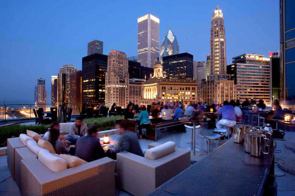 GET INSPIRED – Stunning Rooftops in Chicago - The Terrace at Trump Chicago rooftop bars GET INSPIRED – Stunning Chicago Rooftop Bars The terrace at trump