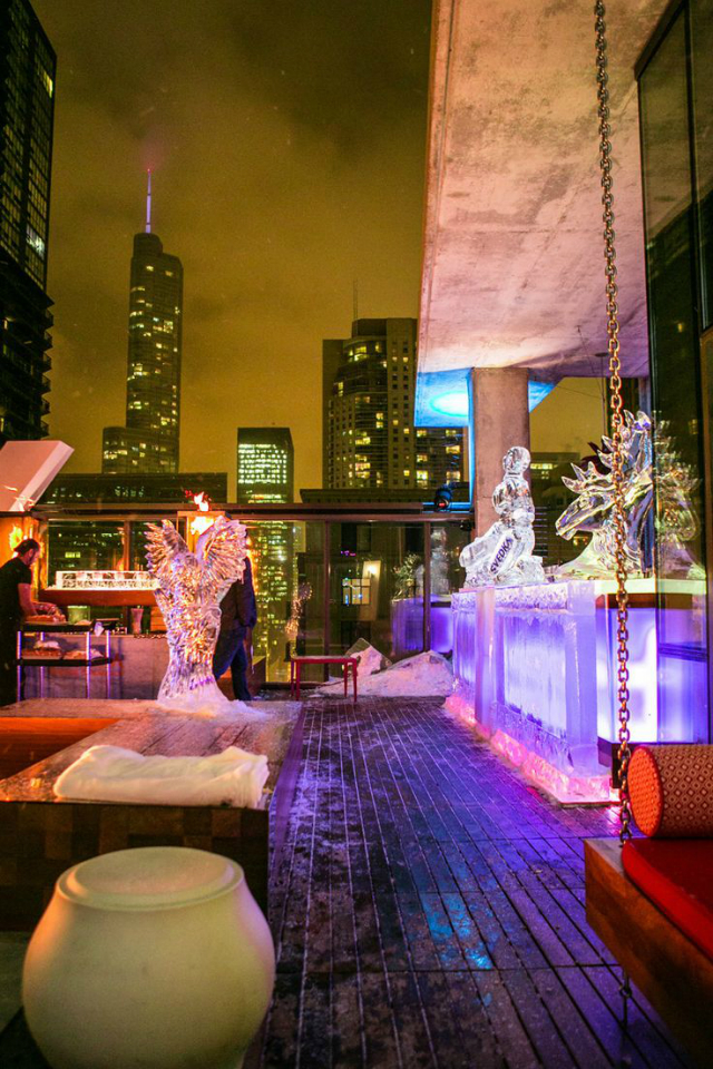 GET INSPIRED – Stunning Rooftops in Chicago - Vertigo Sky Lounge at Dana Hotel and Spa Chicago rooftop bars GET INSPIRED – Stunning Chicago Rooftop Bars Vertigo sky bar1
