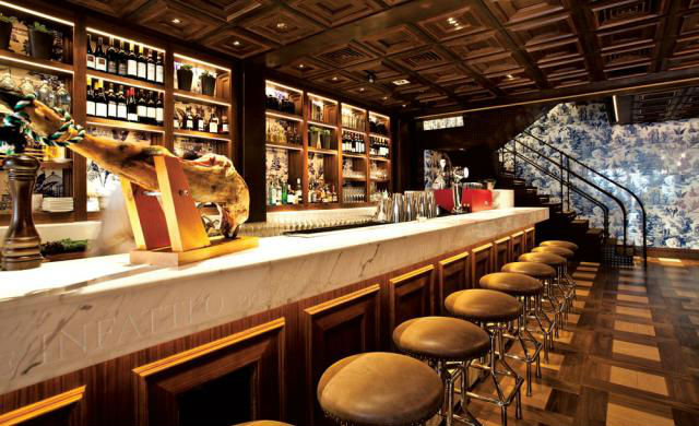 the bar 208 duecento otto 208 Duecento Otto: an inspiring Hong Kong Restaurant Duecento Otto1