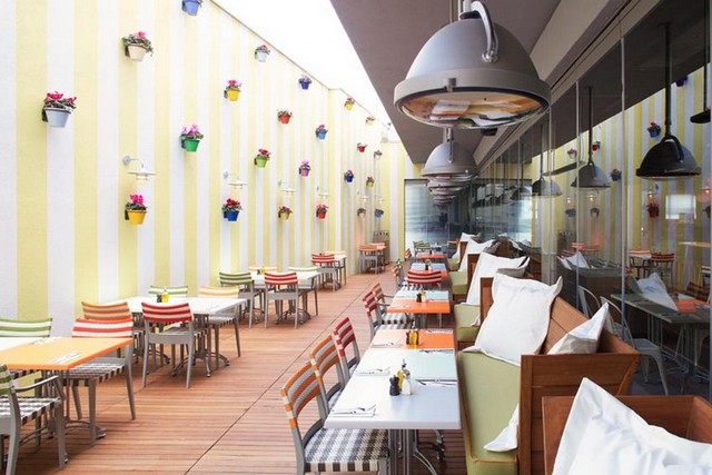 Philippe-Starck-mama-shelter-istanbul-colazione Philippe-Starck-mama-shelter-istanbul-colazione Mama Shelter breakfast philippe starck Inspirations by Top Designer Philippe Starck Philippe Starck mama shelter istanbul colazione
