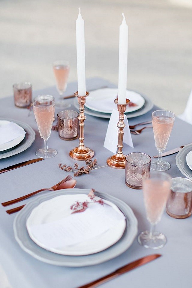 Rose Quartz and Serenity table setting rose quartz and serenity Colour of the year 2016 Inspirations: Rose Quartz and Serenity Quartz rose table setting