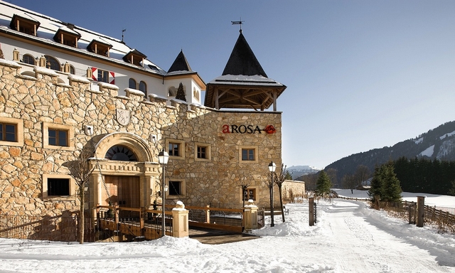 Modern Classic Interior Design Ideas at 5 Stars Hotels in Kitzbühel _arosa-slider-5  Modern Classic Interiors Ideas at 5 Stars Hotels in Kitzbühel Modern Classic Interior Design Ideas at 5 Stars Hotels in Kitzb  hel  arosa slider 5