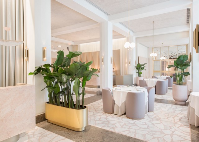 Get inspired by Universal Design Studio project - Odette Restaurant Interior restaurant interior Get Inspired By Odette Restaurant Interior odette by universal design studio dezeen 1568 9