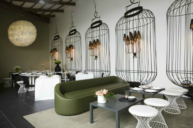 21 Reasons To Love A Green Sofa  green sofa 21 Reasons To Love A Green Sofa 10 Reasons To Love A Green Sofa 12