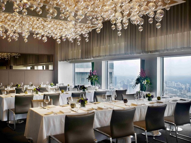 Get Inspired By These Outstanding Rooftop Restaurants In Singapore rooftop restaurants Get Inspired By These Outstanding Rooftop Restaurants In Singapore 19897769583 47fc3c5f96 b