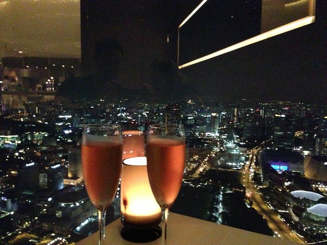 Get Inspired By These Outstanding Rooftop Restaurants In Singapore rooftop restaurants Get Inspired By These Outstanding Rooftop Restaurants In Singapore feature 1