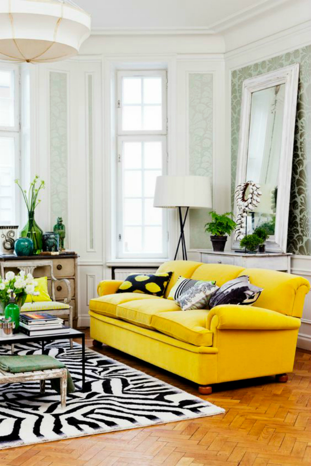 23 Wonderful Living Room Ideas With A Yellow Sofa