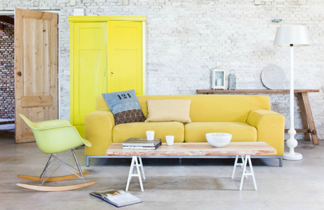 23-Wonderful-Living-Room-Ideas-With-A-Yellow-Sofa-4 23-Wonderful-Living-Room-Ideas-With-A-Yellow-Sofa-4 23 Wonderful Living Room Ideas With A Yellow Modern Sofa living room ideas 23 Wonderful Living Room Ideas With A Yellow Sofa 23 Wonderful Living Room Ideas With A Yellow Sofa 4