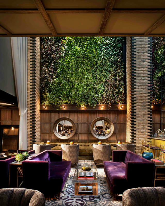 Get Inspired By These Wonderful Modern Sofas in Hotel Interiors  modern sofas Get Inspired By These Wonderful Modern Sofas in Hotel Interiors Get Inspired By These Wonderful Modern Sofas in Hotel Interiors 10