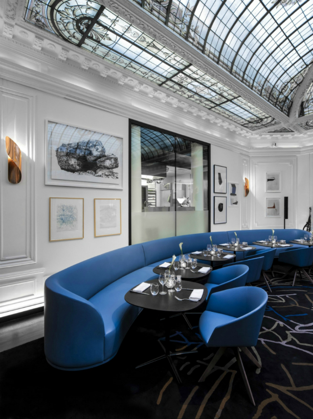 Get Inspired By These Wonderful Modern Sofas in Hotel Interiors  modern sofas Get Inspired By These Wonderful Modern Sofas in Hotel Interiors Get Inspired By These Wonderful Modern Sofas in Hotel Interiors 13