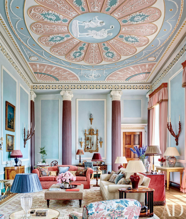 The Prettiest Living Room Ideas With A Pink Modern Sofa pink sofa The Prettiest Living Room Ideas With A Pink Sofa The Prettiest Living Room Ideas With A Pink Sofa 3