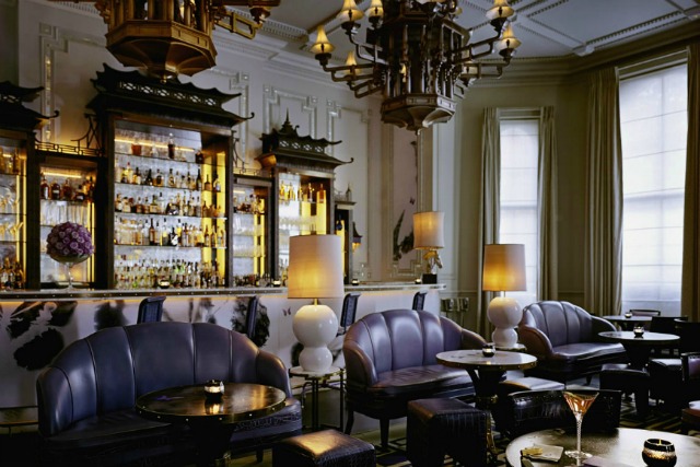 15 Stylish Modern Sofas In Astonishing Restaurant Interiors  modern sofas 15 Stylish Modern Sofas In Astonishing Restaurant Interiors sofa6