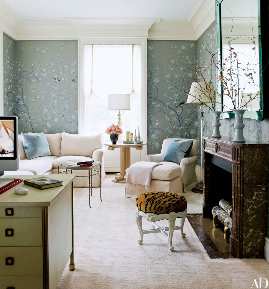 Fabulous Wallpapers That Will Spruce Up Your Living Room Furniture Set