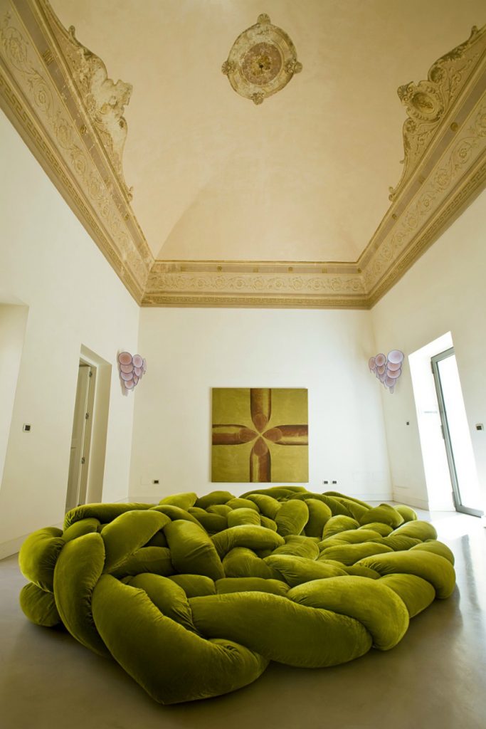 Edra BOA Sofa - A Incredible Designer Sofa That Will Surprise You 1