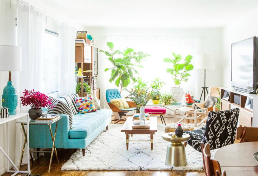 How To Style Your Living Room Sofa This Summer