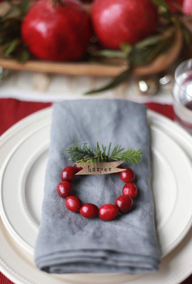 20 Wonderful Christmas Decoration Ideas That Will Impress Your Guests christmas decorating ideas 20 Wonderful Christmas Decorating Ideas That Will Impress Your Guests 20 Wonderful Christmas Decoration Ideas That Will Impress Your Guests 19 1