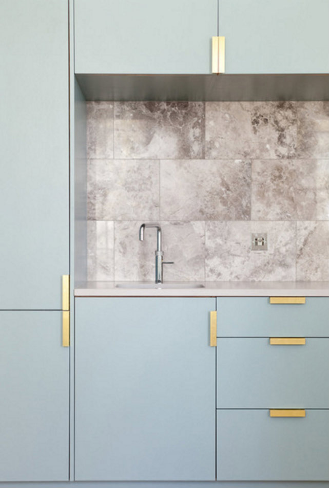 Kitchen Cabinets decorating ideas 5 Elegant Decorating Ideas To Decorate A Home Like A Londoner Featured 1