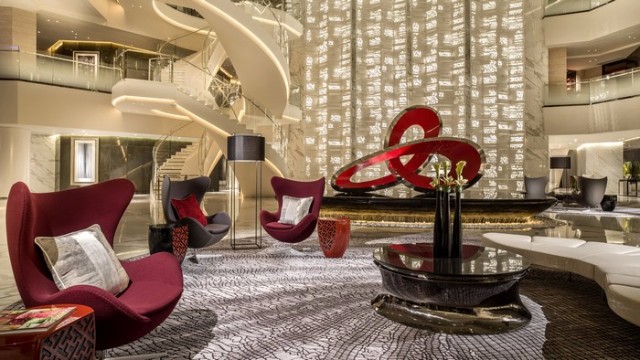 10 World’s Best Hotel Lobby Designs That Will Make You Want To Travel hotel lobby 10 World’s Best Hotel Lobby Designs That Will Make You Want To Travel 10 World   s Best Hotel Lobby Designs That Will Make You Want To Travel 5