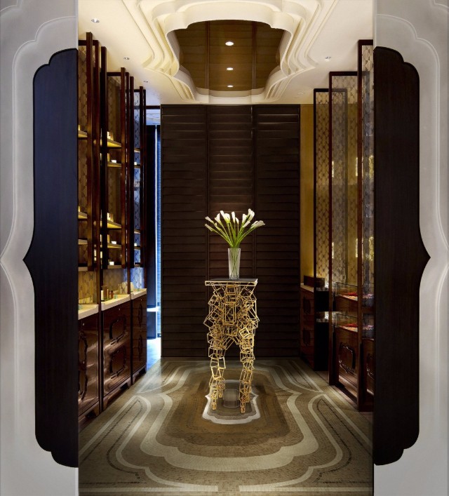 200 Must-Have Lighting & Furniture Pieces By BRABBU - Part 1 furniture design 200 Must-Have Lighting & Furniture Design Pieces By BRABBU – Part 1 Hotel lobby Cygnus Display