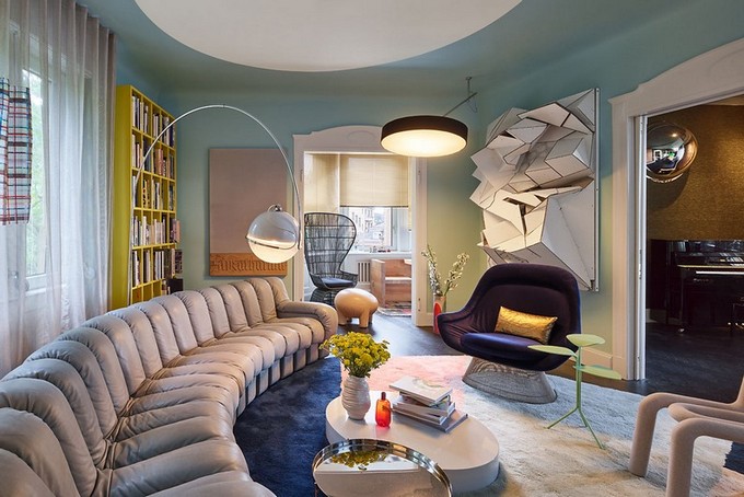 The-Best-Living-Room-Ideas-By-Top-German-Interior-Designers_ippolito-fleitz-group-maisonette-p155-estugarda-2015 german interior designers 20 Velvet Armchairs Ideas By Top German Interior Designers The Best Living Room Ideas By Top German Interior Designers ippolito fleitz group maisonette p155 estugarda 2015