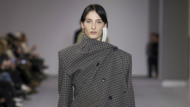 Get Inspired by the Best Moments at Paris paris fashion week Get Inspired by the Best Moments at Paris Fashion Week 2017 5625