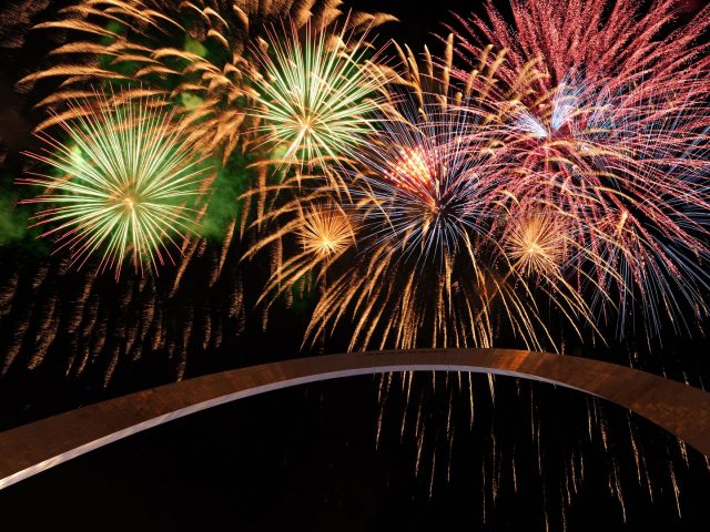 10 Must-See Fourth Of July Fireworks In The USA  10 Must-See Fourth Of July Fireworks In The USA 10 Must See Fourth Of July Fireworks In The USA 7 e1498659603198
