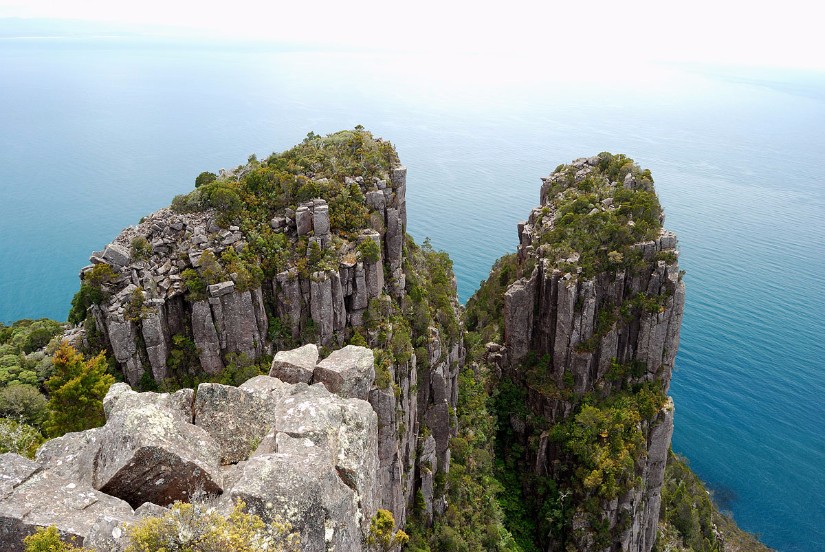 11 Dreamy Summer Holiday Destinations That Inspired BRABBU Pieces summer holiday destinations 11 Dreamy Summer Holiday Destinations That Inspired BRABBU Pieces 11 Dreamy Summer Holiday Destinations That Inspired BRABBU Pieces 4