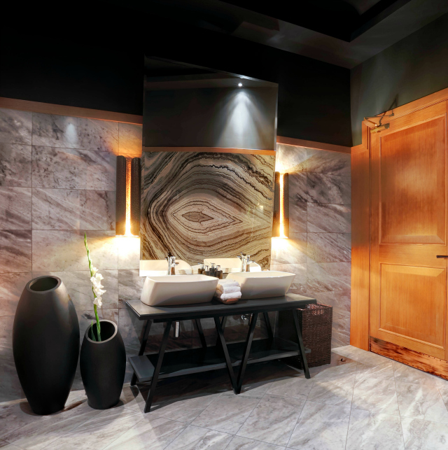 You Will Want To Steal These Incredible Bathroom Lighting Ideas bathroom lighting ideas You Will Want To Steal These Incredible Bathroom Lighting Ideas You Will Want To Steal These Incredible Bathroom Lighting Ideas 6