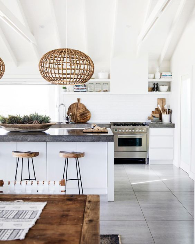11 Must-Have Bar For A Stylish Home Bar  bar chairs 10 Must-Have Bar Chairs For A Stylish Home Bar ba6ca206d851a40b392aca32844fbfaf