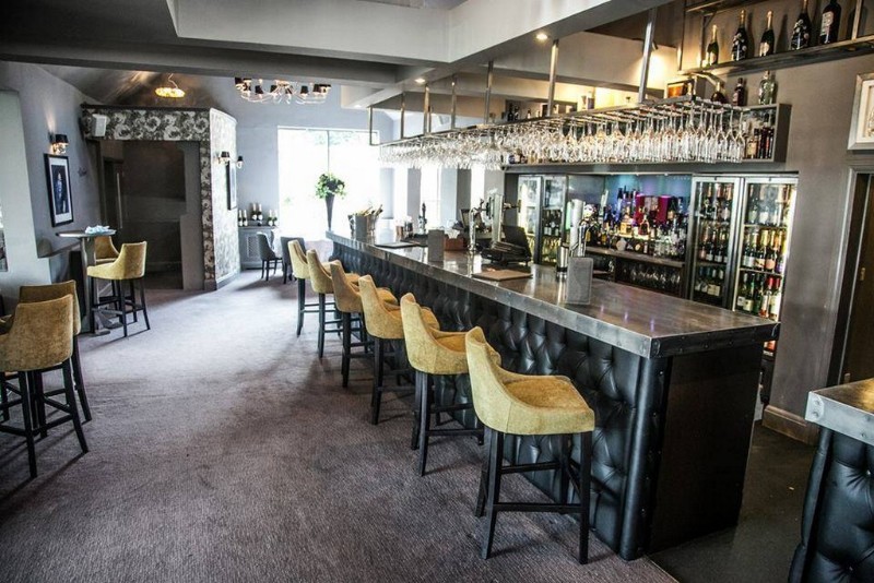 Upholstered Bar Chairs 10 Inspiring Restaurant Designs upholstered bar chairs Upholstered Bar Chairs: 10 Inspiring Restaurant Designs Upholstered Bar Chairs 10 Inspiring Restaurant Designs9