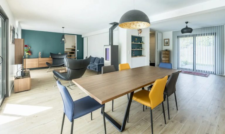 Interior with Toulouse
