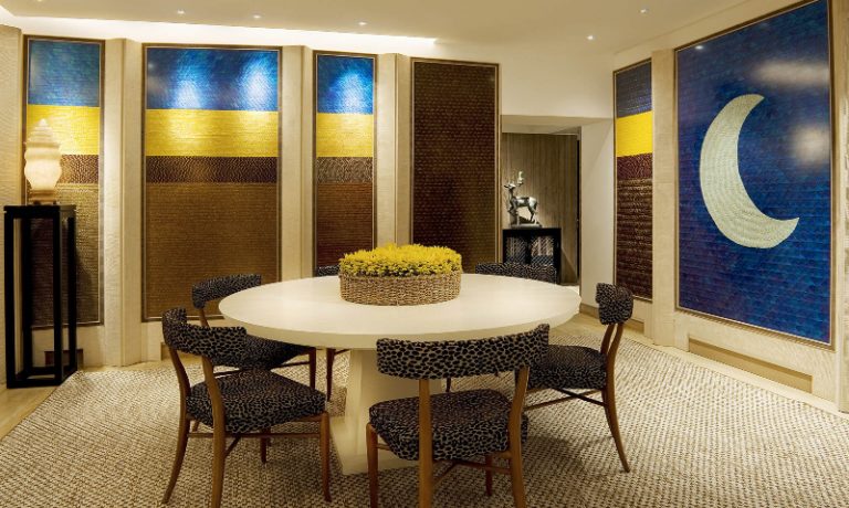 Extraordinary Dining Room Projects by Alberto Pinto