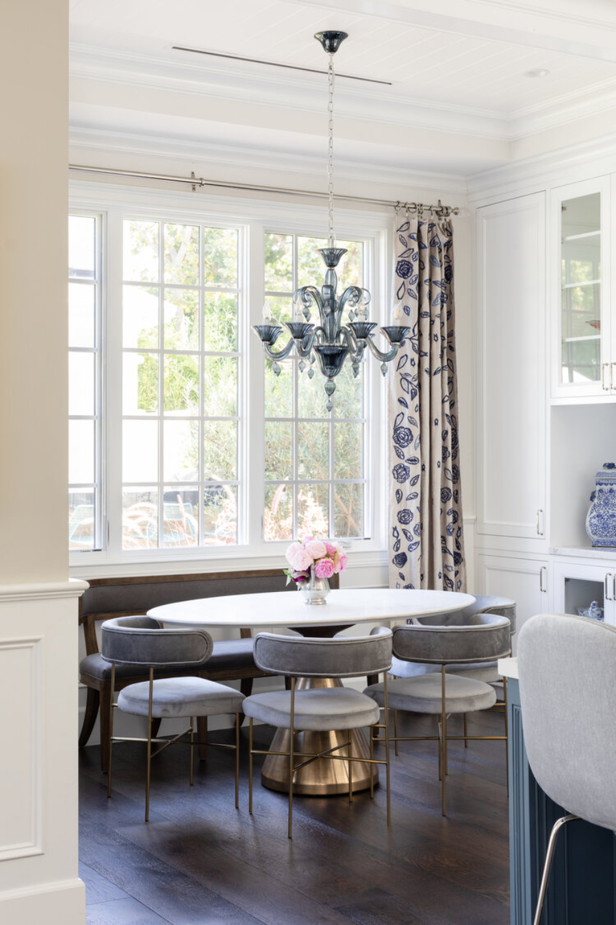 Dining Room Trends: Sophisticated and Timeless, Modern and Comfortable dining room trends Dining Room Trends: Sophisticated and Timeless, Modern and Comfortable Dining Room Trends Sophisticated and Timeless Modern and Comfortable 9