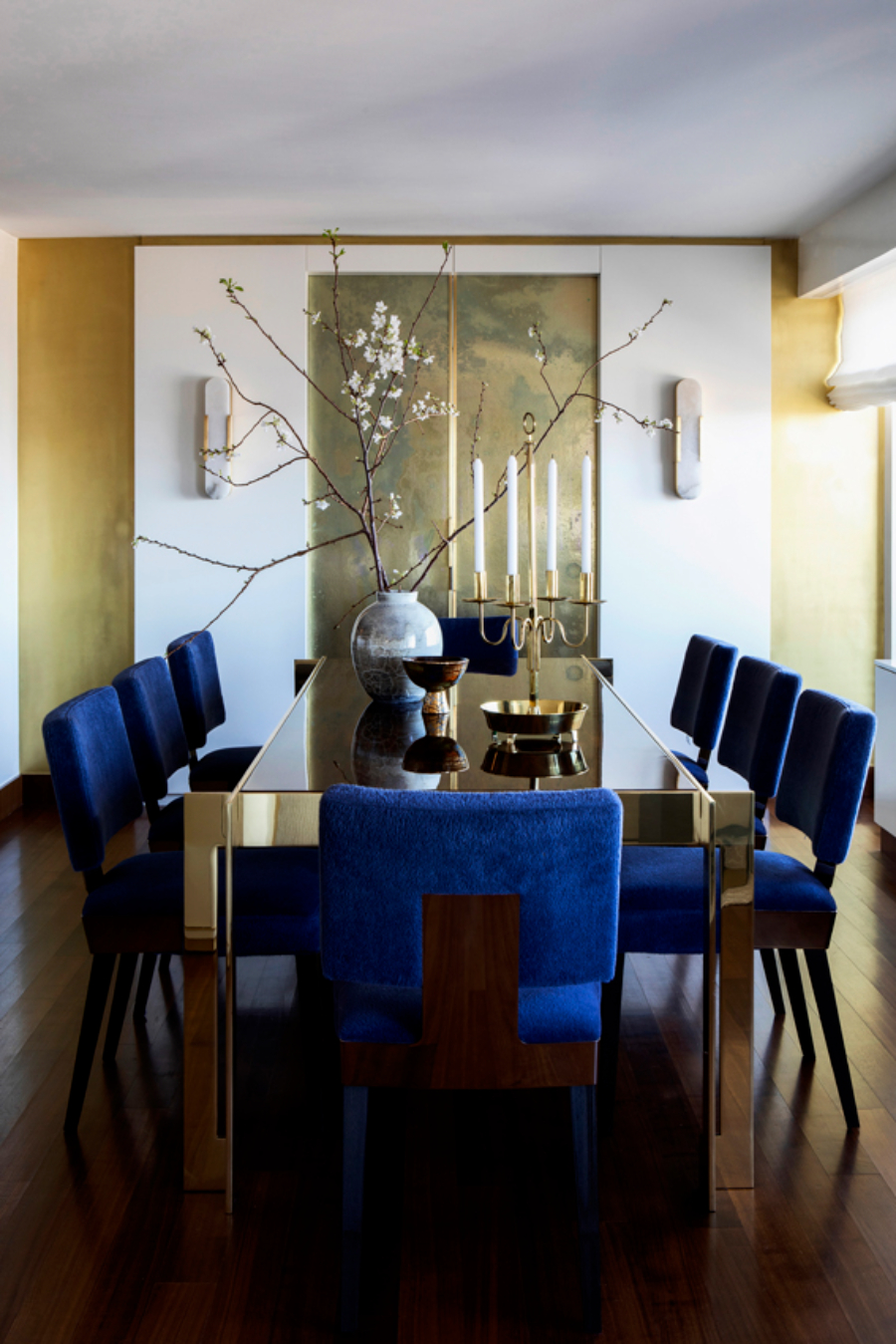 Luxury Interior Design By The Homes Of New York_Lincoln Center Penthouse_Dining Room luxury interior design Luxury Interior Design By The Homes Of New York Luxury Interior Design By The Homes Of New York Lincoln Center Penthouse Dining Room