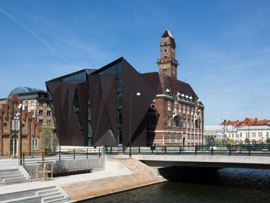 World maritime university’s new harbourside home with metal and glass facade