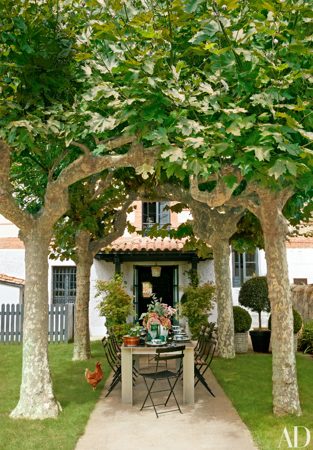 Lorenzo Castillo’s amazing Spanish getaway villa