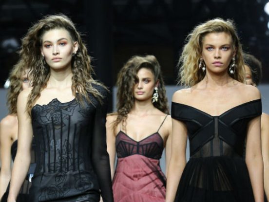 London Fashion Week SS 2017 Best Moments From Burberry, Kane, Erdem