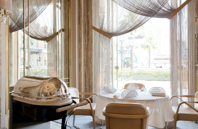 The Stunning Interiors of Alain Ducasse's Restaurant in Monte-Carlo (3)