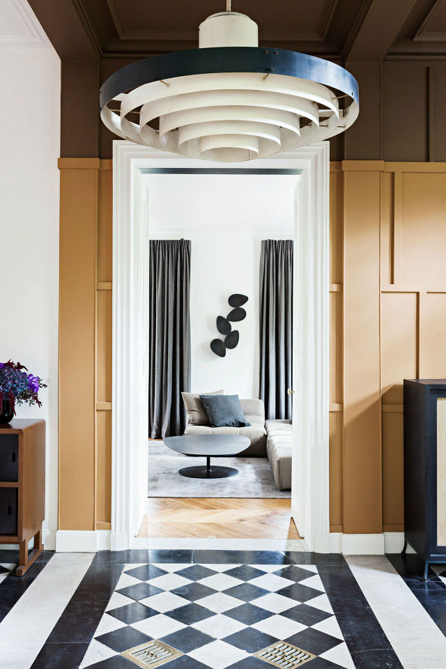 Tristan Auer Completes the Renovation of a Luxurious Family Residence in Paris