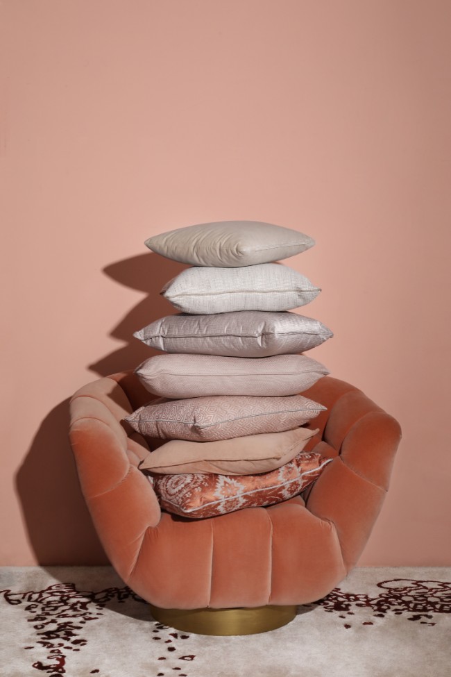 A New Pillow Collection To Rock The 2018 Fall Winter Trends. Fall Winter Trends. 2018 Color Trends. Home Decoration.