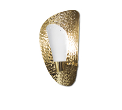 ARUNA Wall Light Contemporary Lighting Design by BRABBU fulfils your modern home decor through its hammered brass.