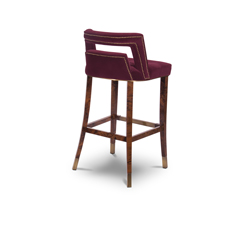 Naj is a classic modern armchair with straight lines fully upholstered in cotton velvet. Ideal por a modern bedroom or a dressing room.