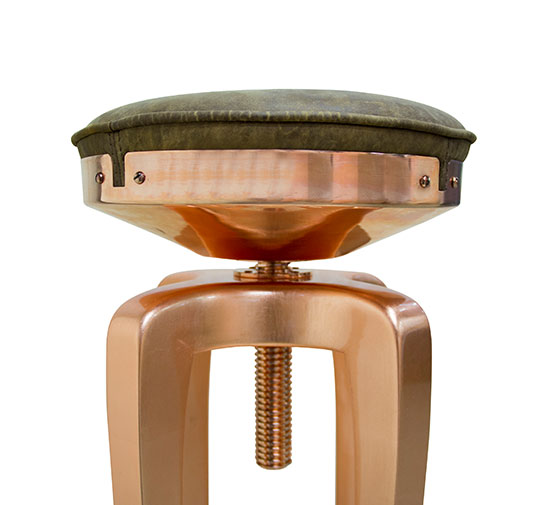 MOHAWK | Sgabello da bar girevole dal design moderno by BRABBU