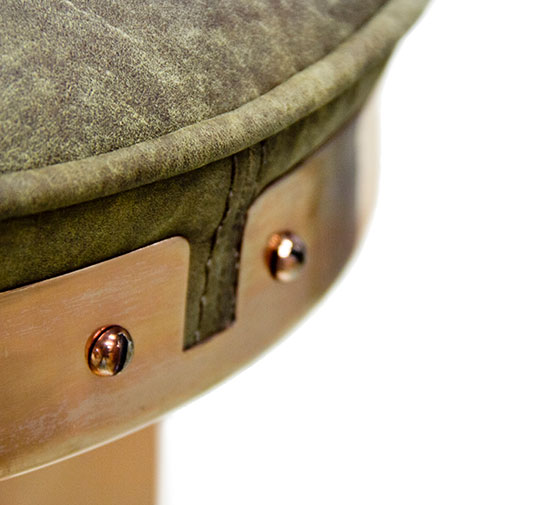 MOHAWK | Sgabello da bar girevole dal design moderno by BRABBU