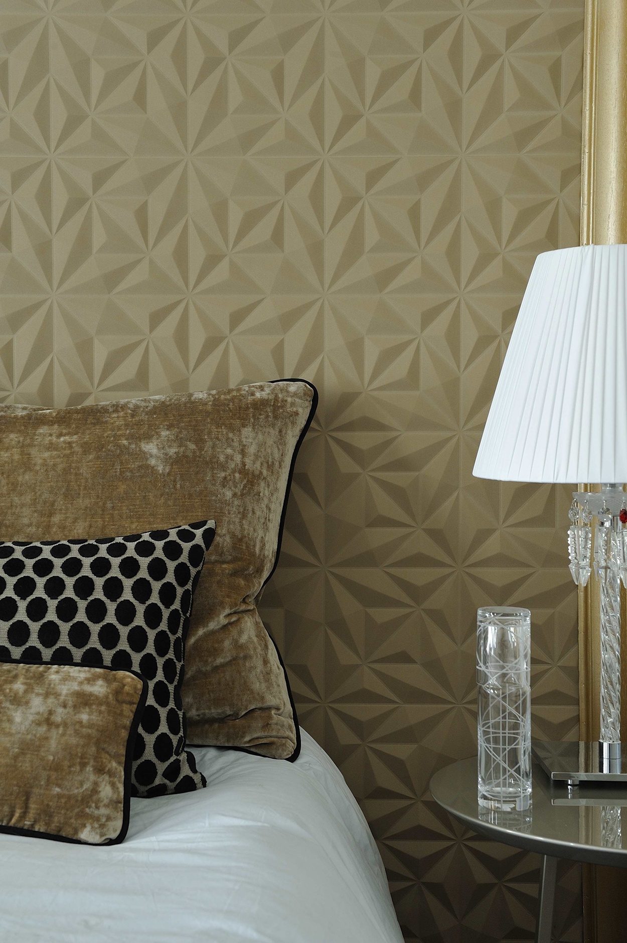 Arty Chic Apartment By PFB Design