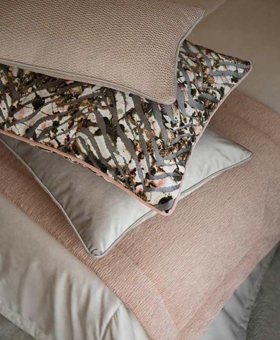 A SUMMER STATE OF MIND WITH BRABBU RARE EDITIONS